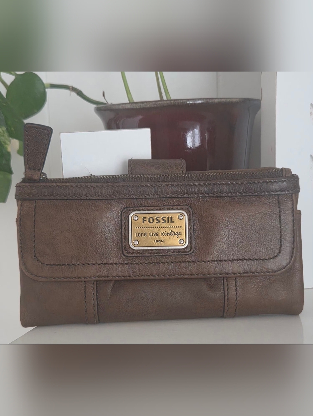Fossil Long Live Vintage 1954 Leather Organizer Emory Clutch Wallet Dark Brown